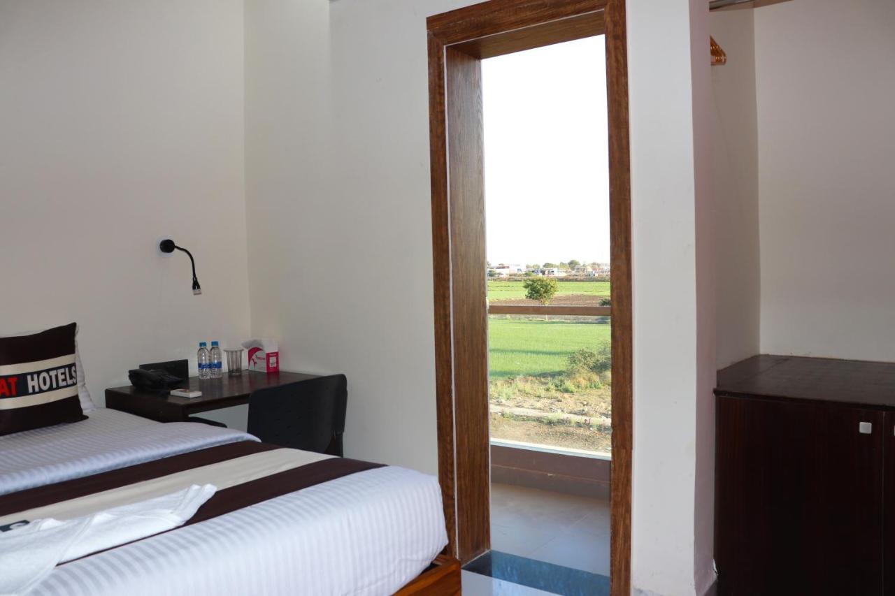 Pat Hotels Ιντόρ Εξωτερικό φωτογραφία